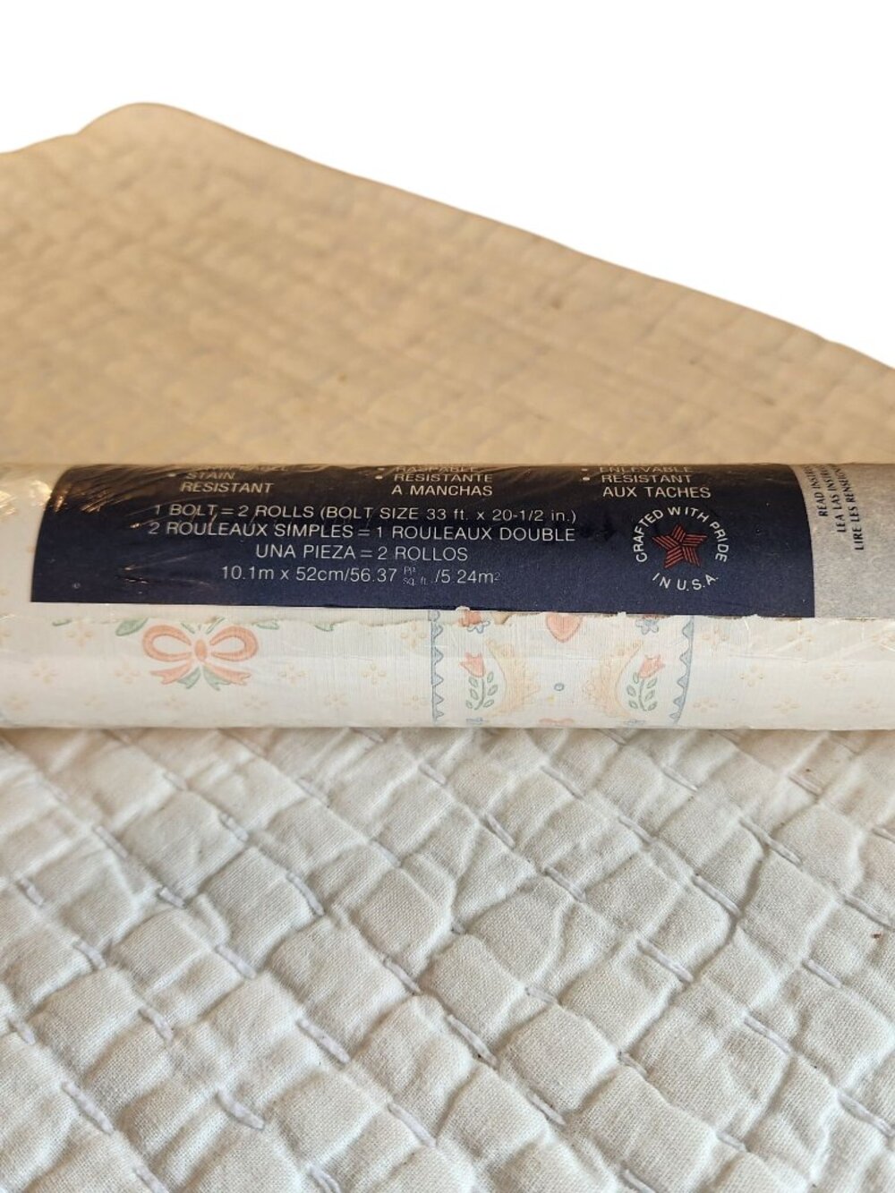 Vintage C & A Wallcoverings Prepasted Wallpaper 1980's hearts and basket floral